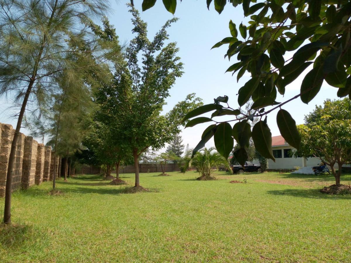 Kisumu Country Club Hotel Bagian luar foto